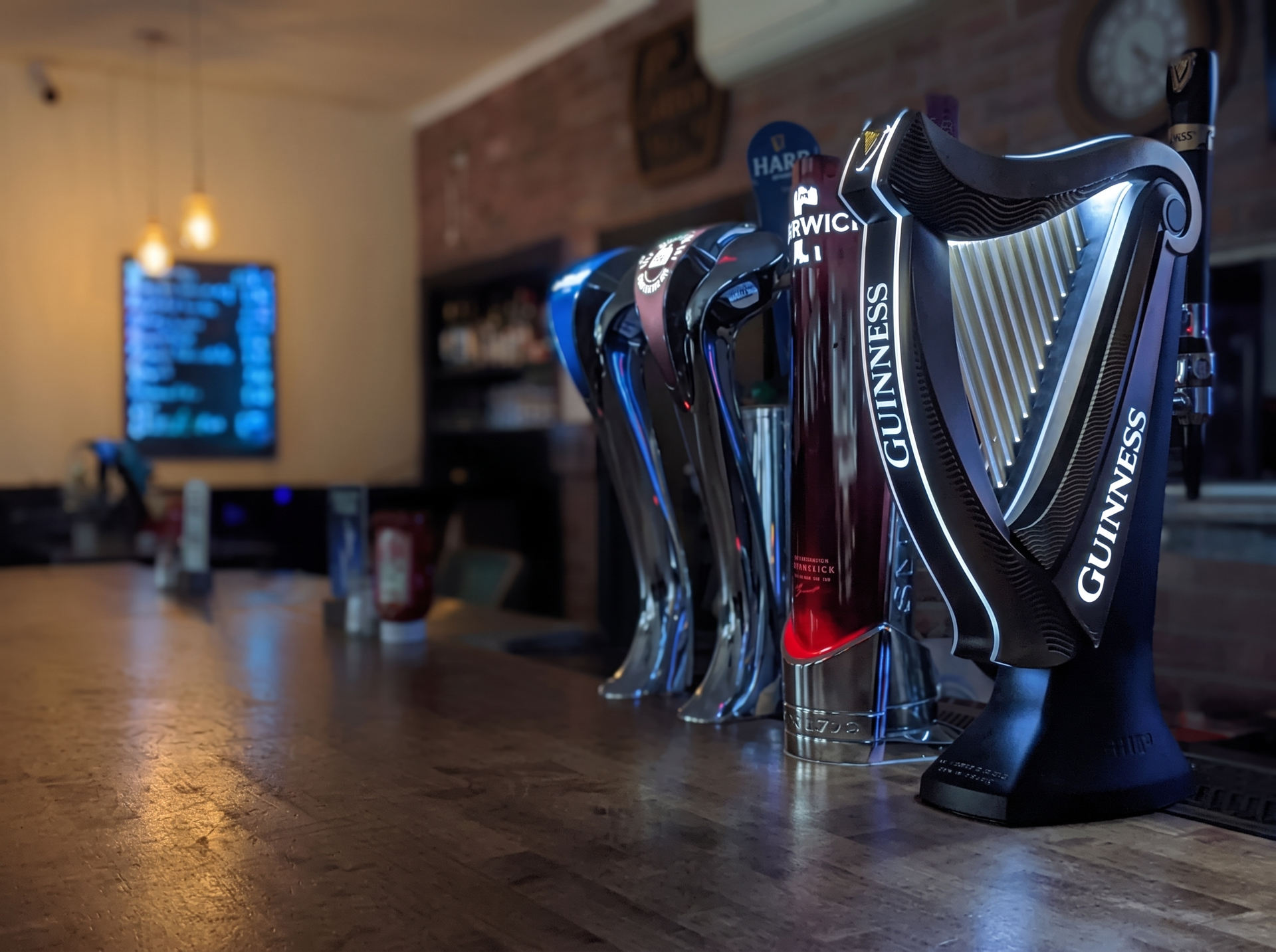 Sheehan’s Pub: Pints, Plates & Irish Craic